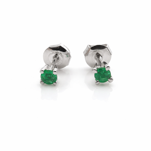 Puces d’Oreilles en Or Blanc 18 Carats et Émeraudes Naturelles 0,50 ct