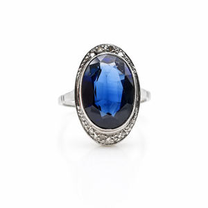 Bague Art déco en or et platine saphir 4,50 ct et diamants