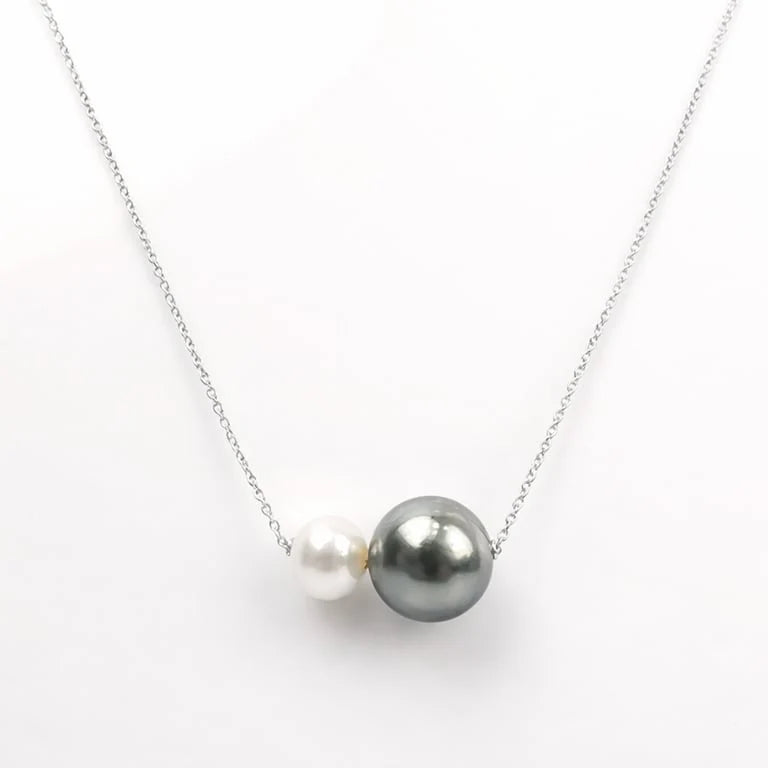 Collier Guérin en or blanc 18 carats avec perle de Tahiti et perle blanche